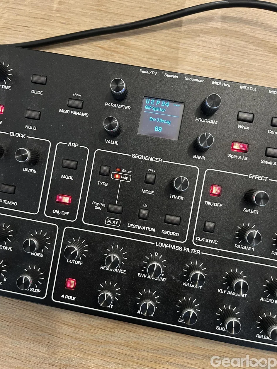 Sequential Prophet REV2 -8 Desktop Synth - bild 4