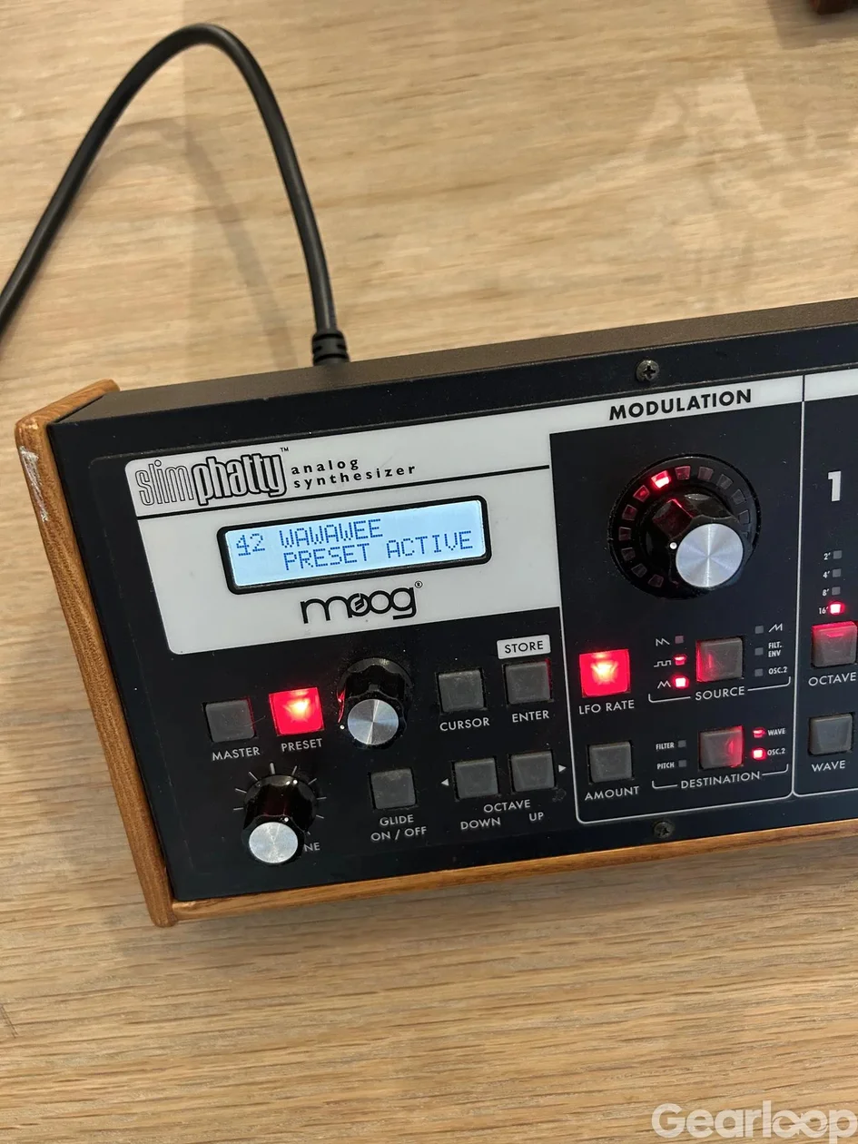 Moog Slim Phatty Synthesizer - bild 2