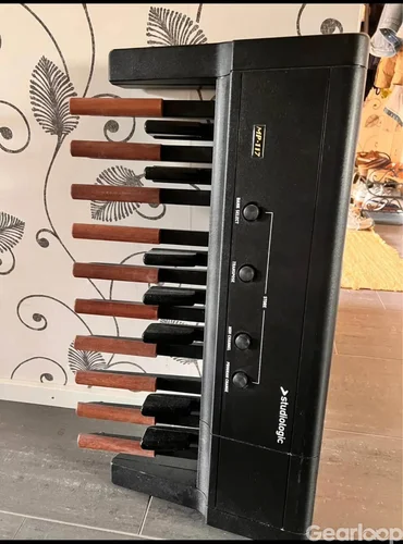 Studiologic mp 117