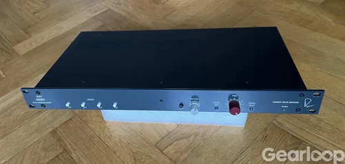 Neve Orbit 5057