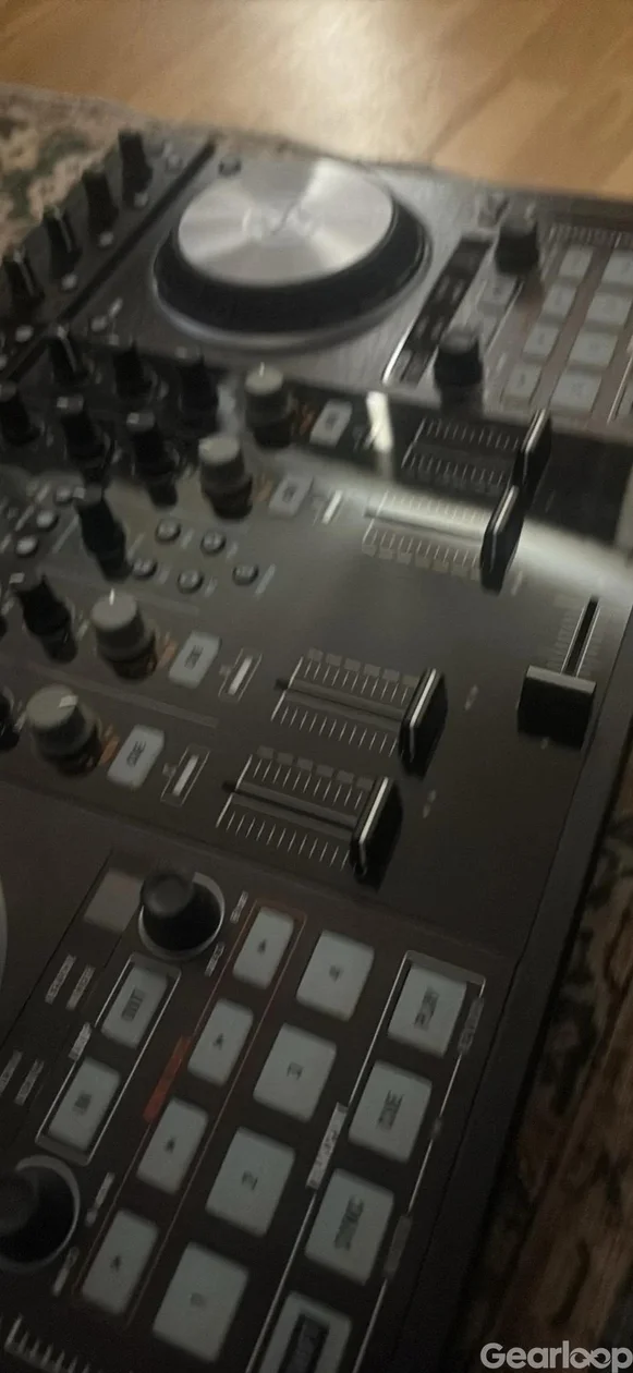 Traktor Kontrol S4 MK2 - bild 4