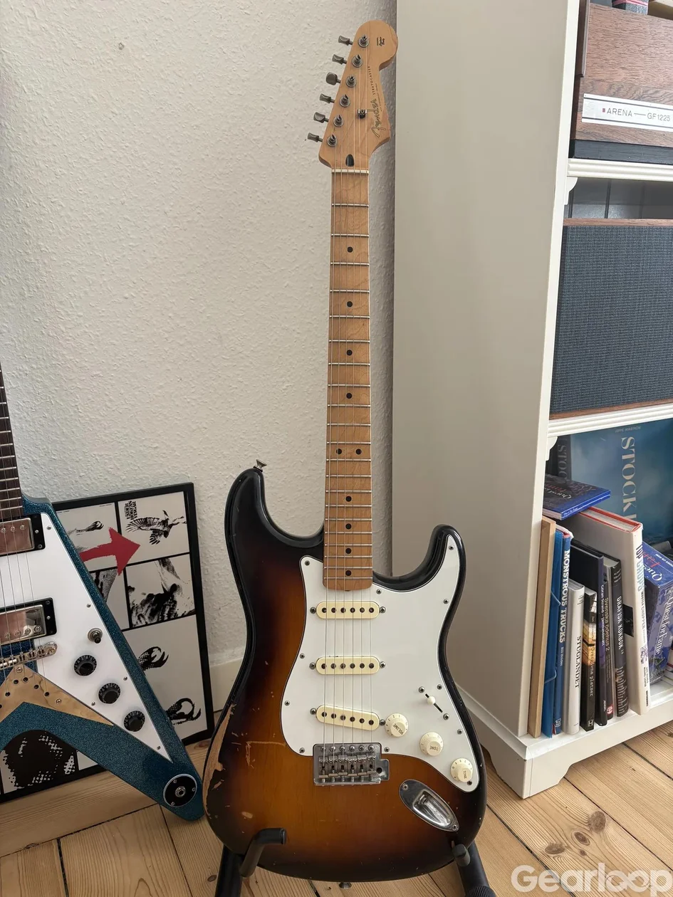Fender Road Worn Stratocaster - bild 1