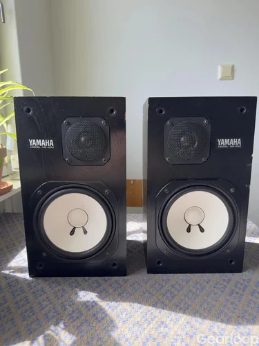 Yamaha NS-10M