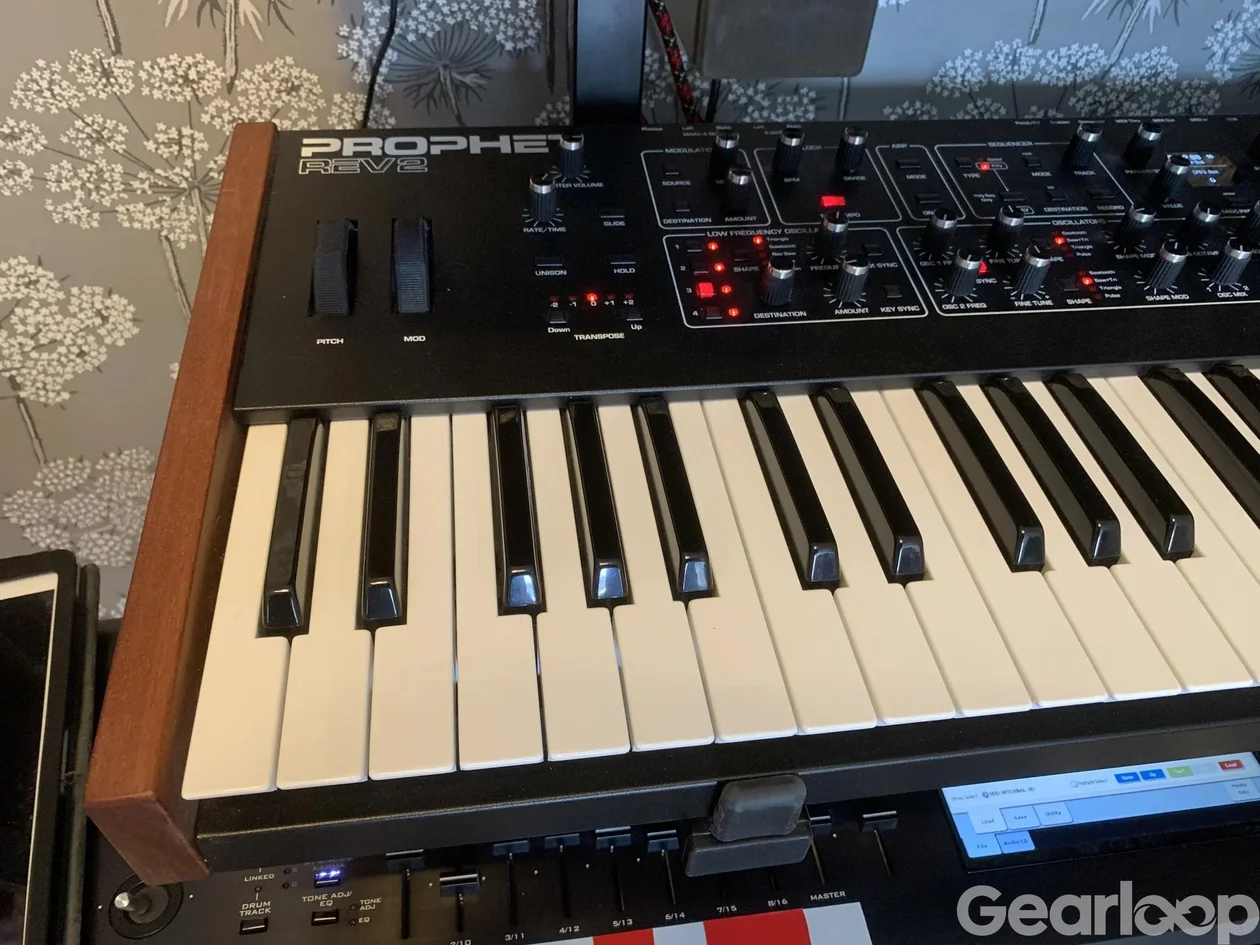 DSI Prophet Rev2-16 - bild 1