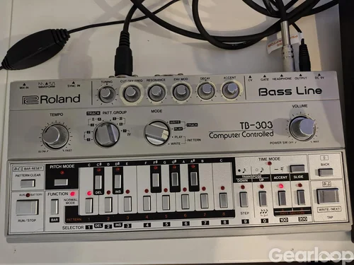 Roland TB-303