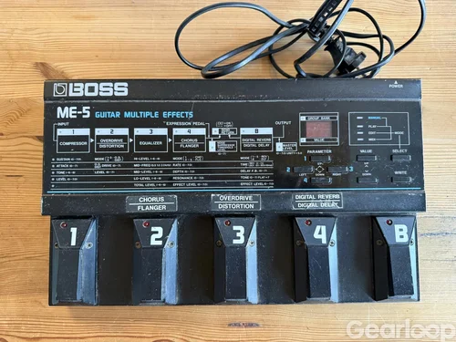  BOSS ME-5 Multieffekt