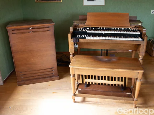 Hammond B3 med Leslie 122