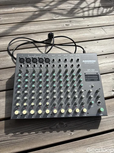 Samson MPL1502 Mixer