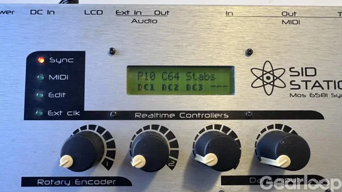 Elektron SidStation synthesizer silver