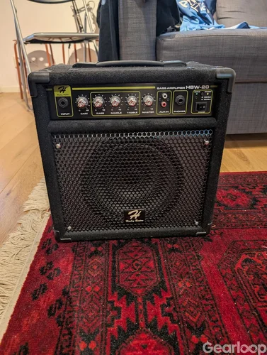 Basförstärkare Harley benton