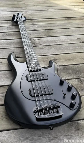 Music Man Stingray 5 HH Stealth Black