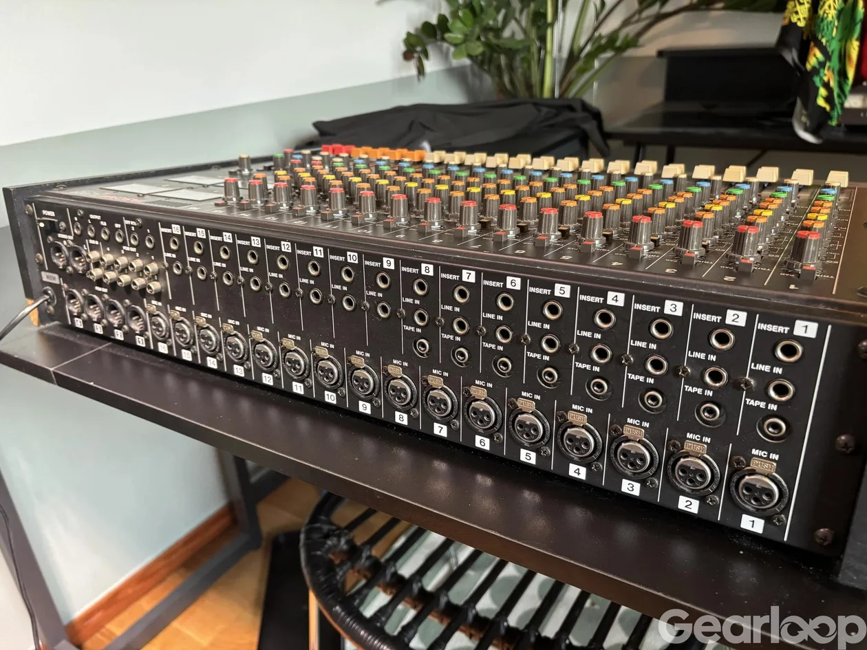 Tascam M-216 analogt mixerbord - bild 2