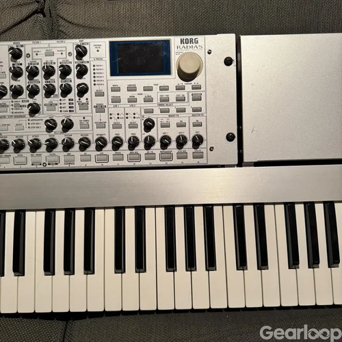 Korg Radias med klaviatur