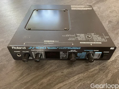 Roland JV1010