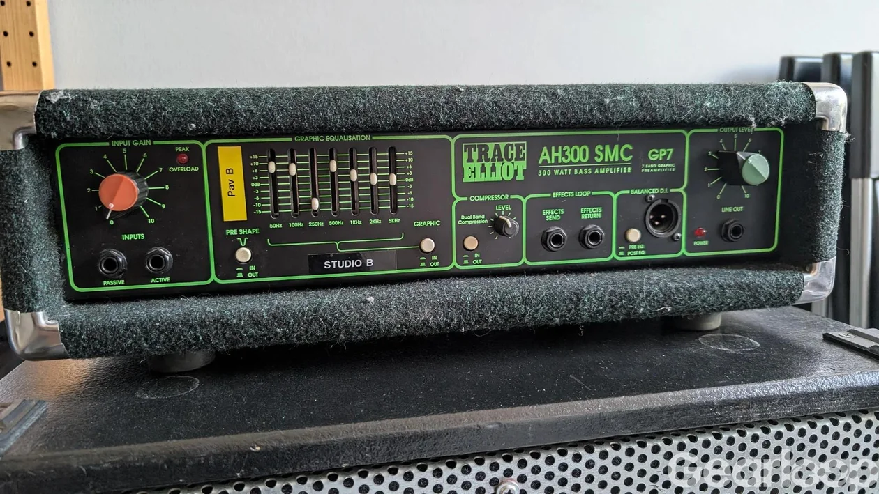 Trace Elliot AH300 SMC topp med Soundcab Bassline 300 låda - bild 2