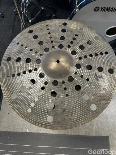 Zildjian K custom dry trashcrash 21