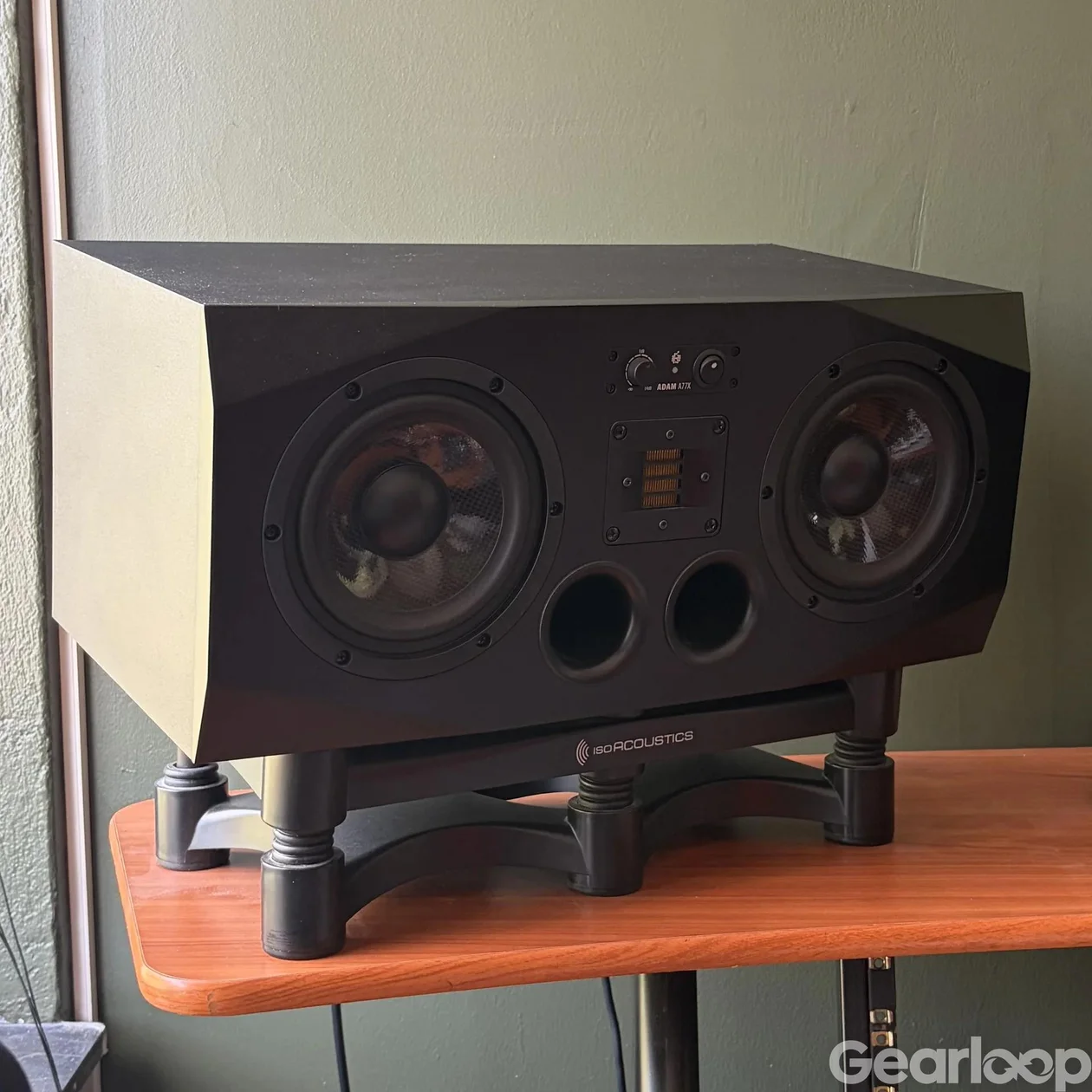 Adam A77X inkl IsoAcoustics Stativ - bild 2