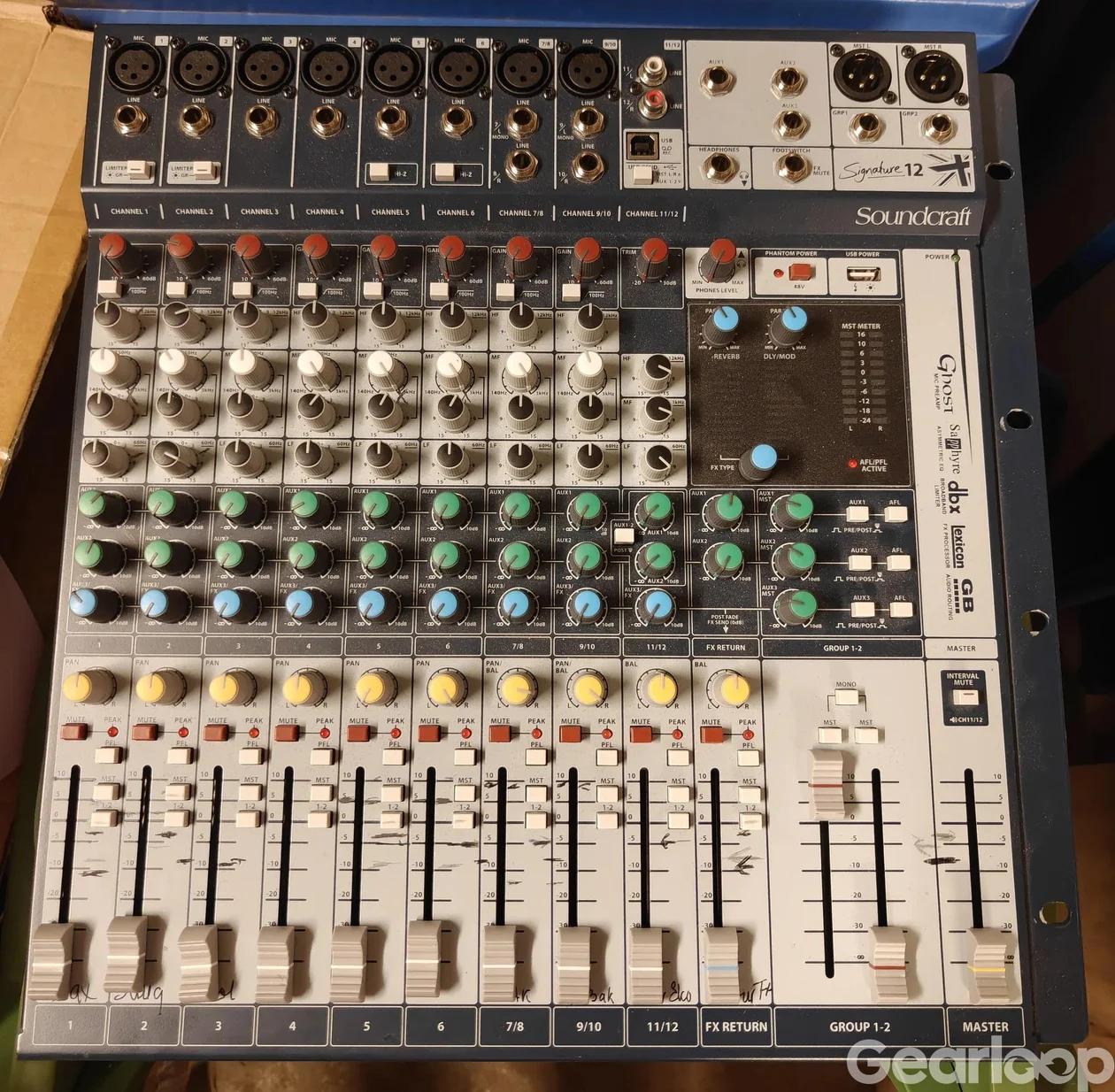 Soundcraft Signature 12 med inbyggda effekter och USB - bild 2