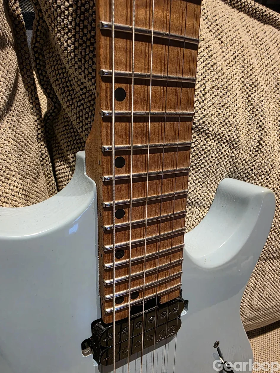 HB Dullahan mk2 headless guitar - bild 2