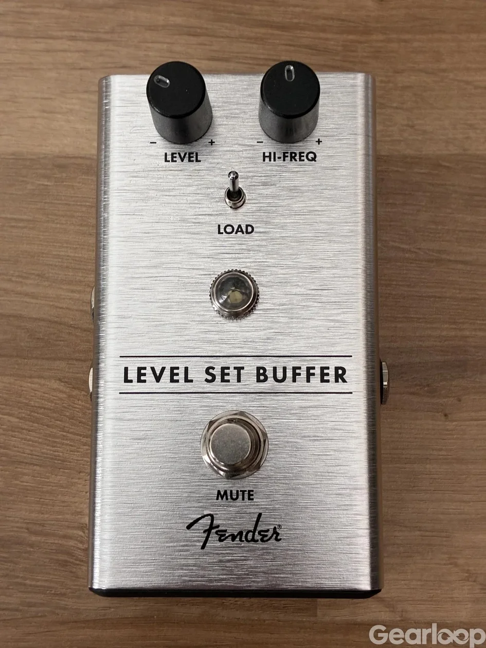 Fender-pedaler: Marine Layer Reverb & Level Set Buffer - bild 2