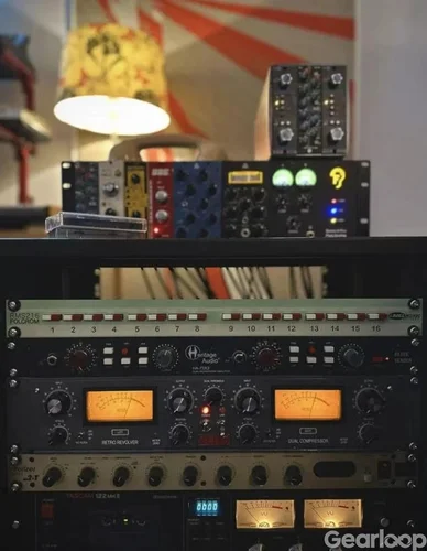 Retro Revolver Variable MU Compressor