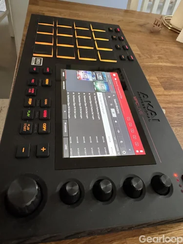 Akai MPC Live 1