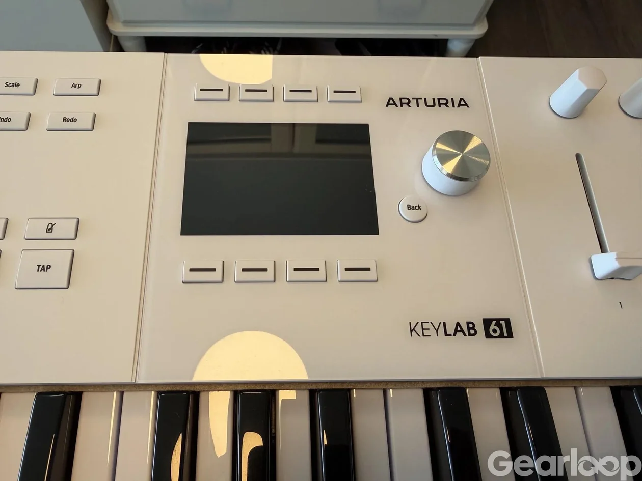 Arturia KeyLab 61 mk3 White + K&M 18953 White stativ - bild 2