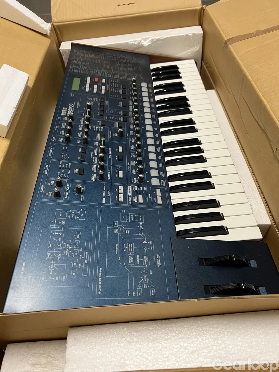 KORG MS2000  (NYSKICK) - bild 2