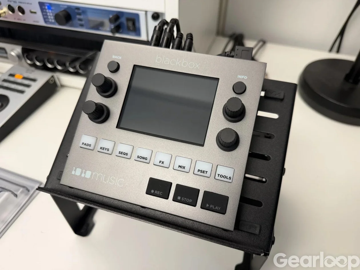 1010music Blackbox + Decksaver, 1 TB microSD, kablar & stativ - bild 2
