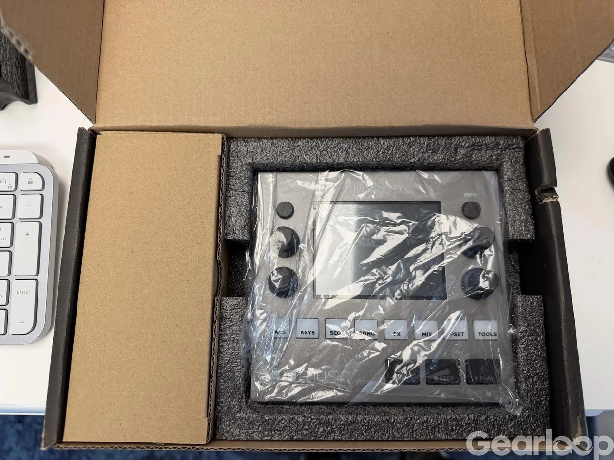 1010music Blackbox + Decksaver, 1 TB microSD, kablar & stativ - bild 5