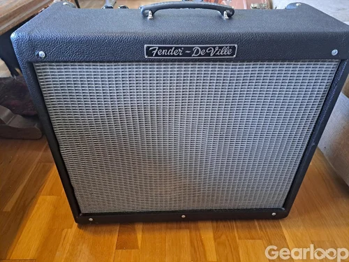 Fender Hotrod Deville 1x15 med EVM 15L