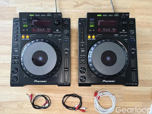 Pioneer CDJ 900