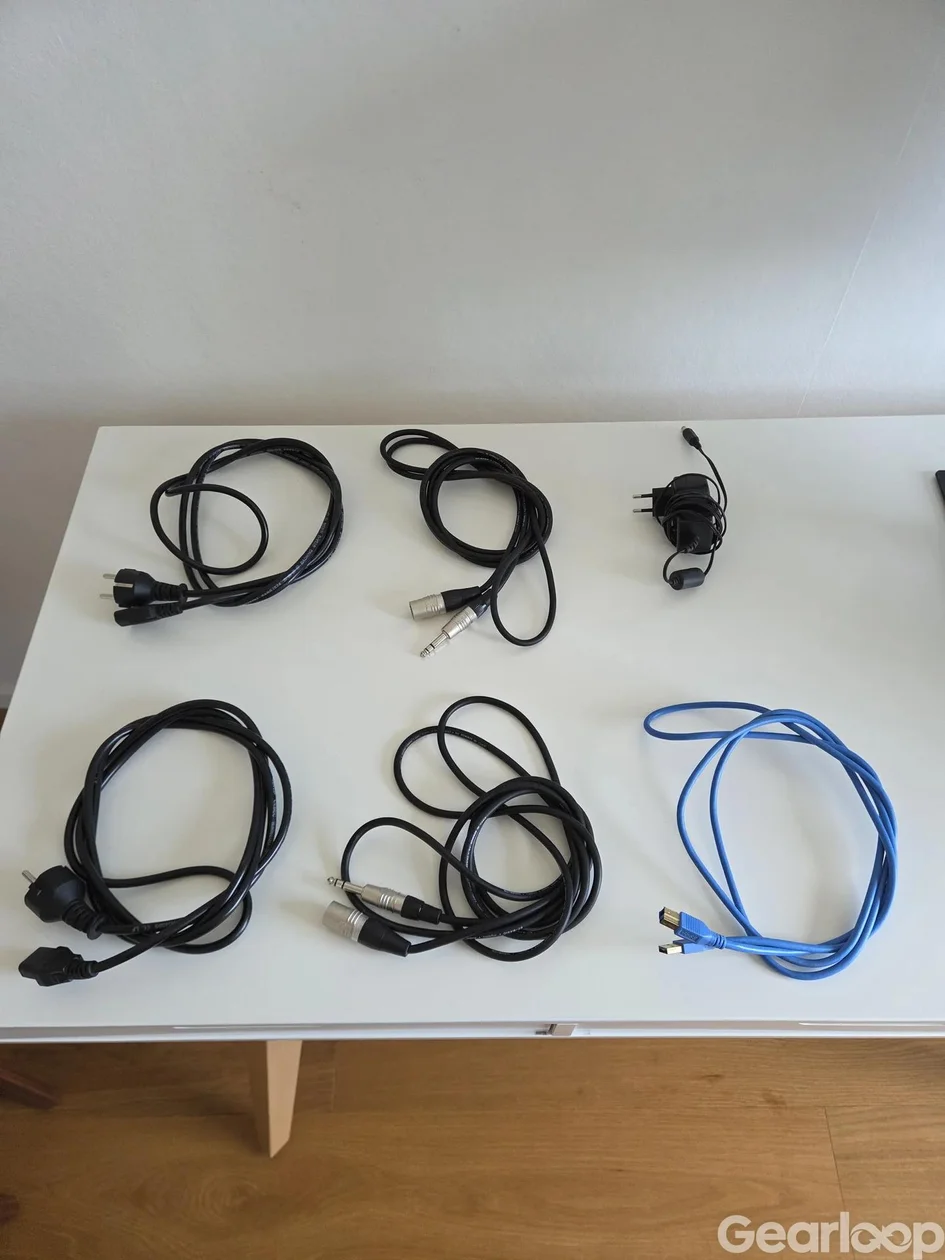 Ljudkort och studiohögtalare - bild 2