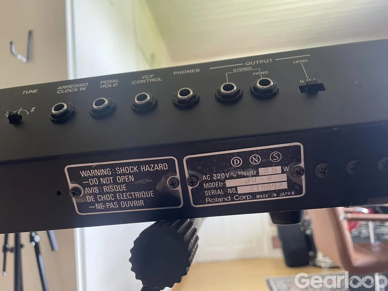 Roland Juno-6 (JU-6) - bild 4