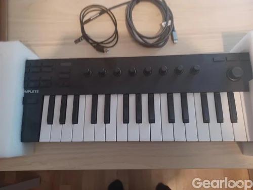 Native Instruments Komplete Kontrol M32