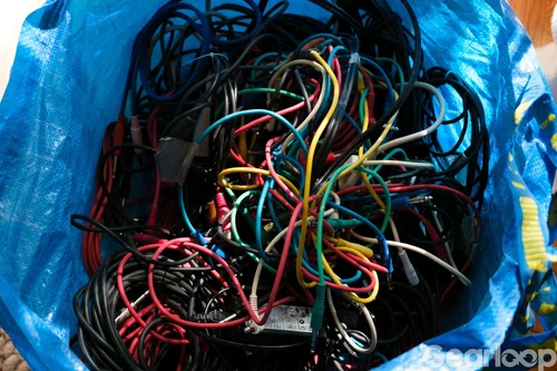 Diverse kablar. Tele, patch, midi, XLR