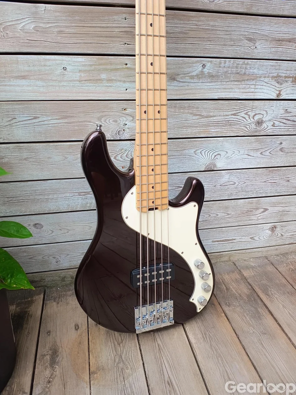 Fender American Deluxe Dimension V - bild 3