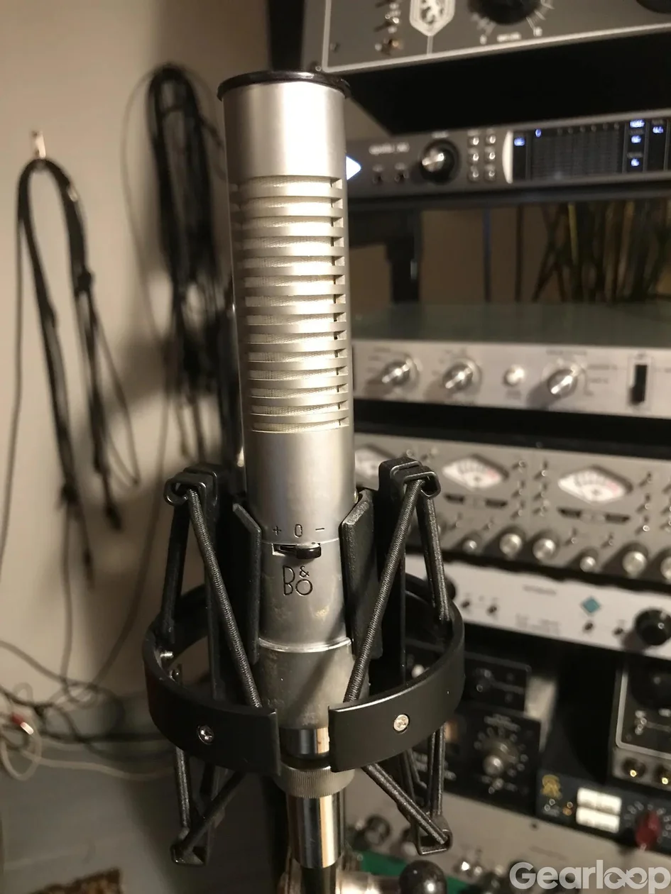 Två st Bang & Olufsen Bm6 - bild 2