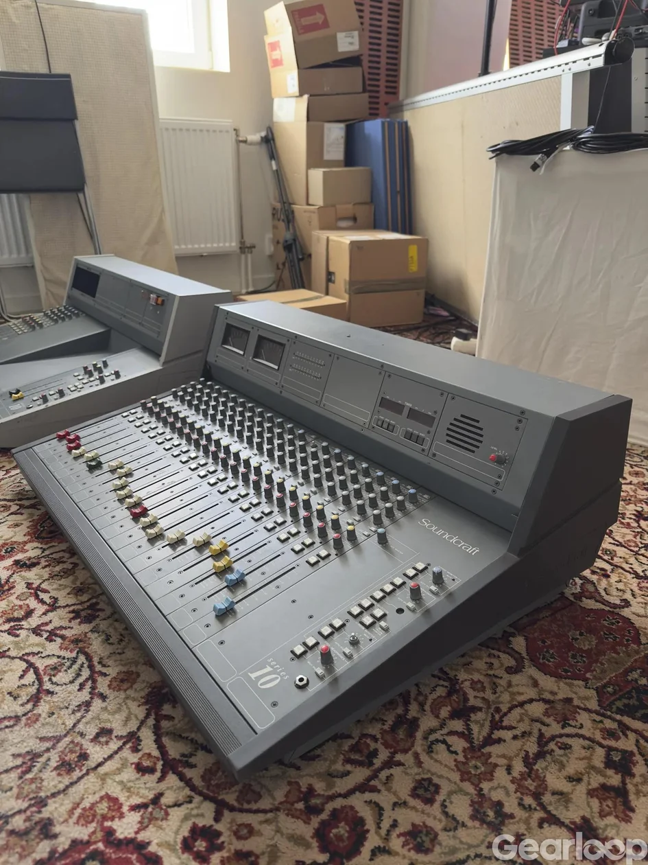 Soundcraft Series 10 Broadcastmixer - bild 1