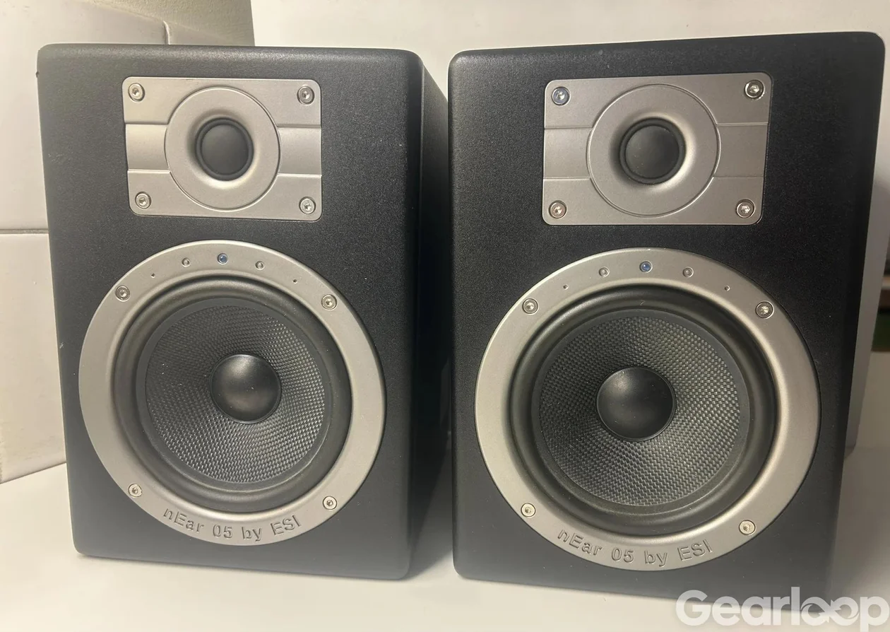 Aktiva studio monitorer - bild 1