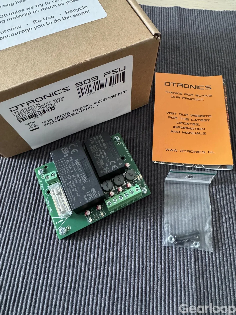 Nätdelar till TR-909, RE-909 - bild 2