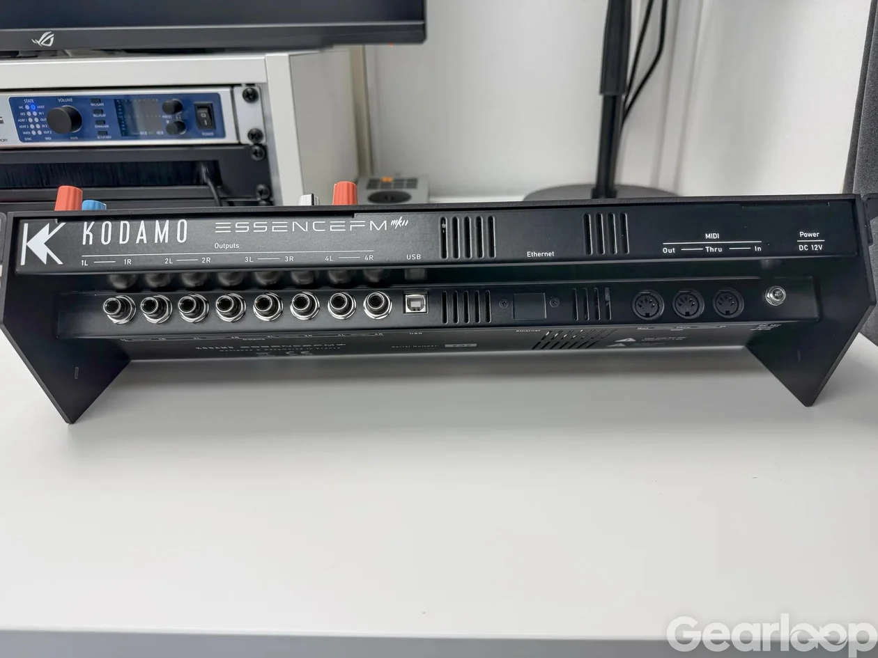 Kodamo EssenceFM MKII – extremt kraftfull FM-synth i nyskick - bild 3