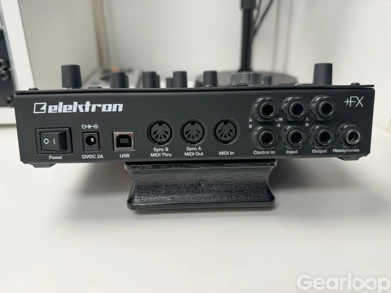 Elektron Analog Heat +FX + dust cover & kablar – nyskick - bild 4
