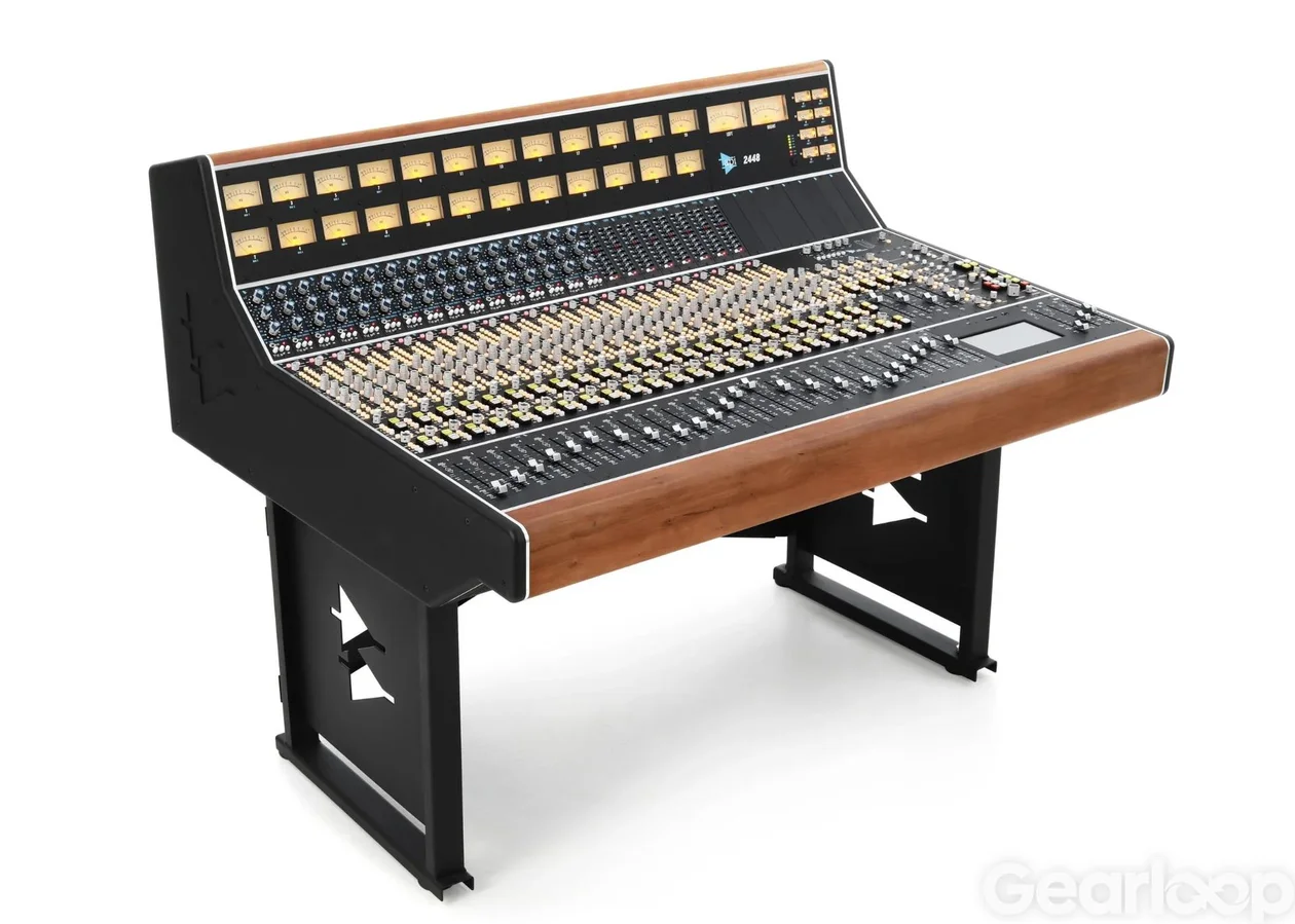 Analogt 24-32 kanaler mixerbord! API, Neve, SSL mfl. - bild 1