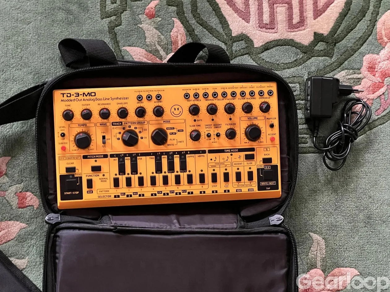 Behringer TD-3-MO med väska - bild 4