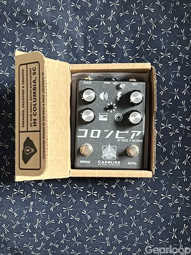 Caroline Shigeharu med box