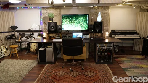 STOR STUDIO UTHYRES