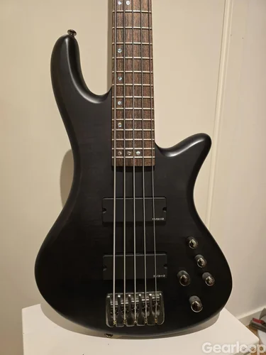 Schecter Stiletto Studio 5