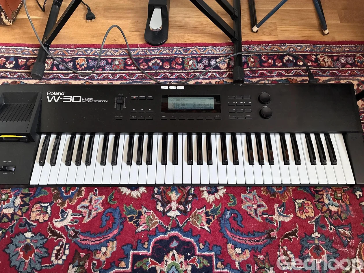 Roland W-30 - bild 1