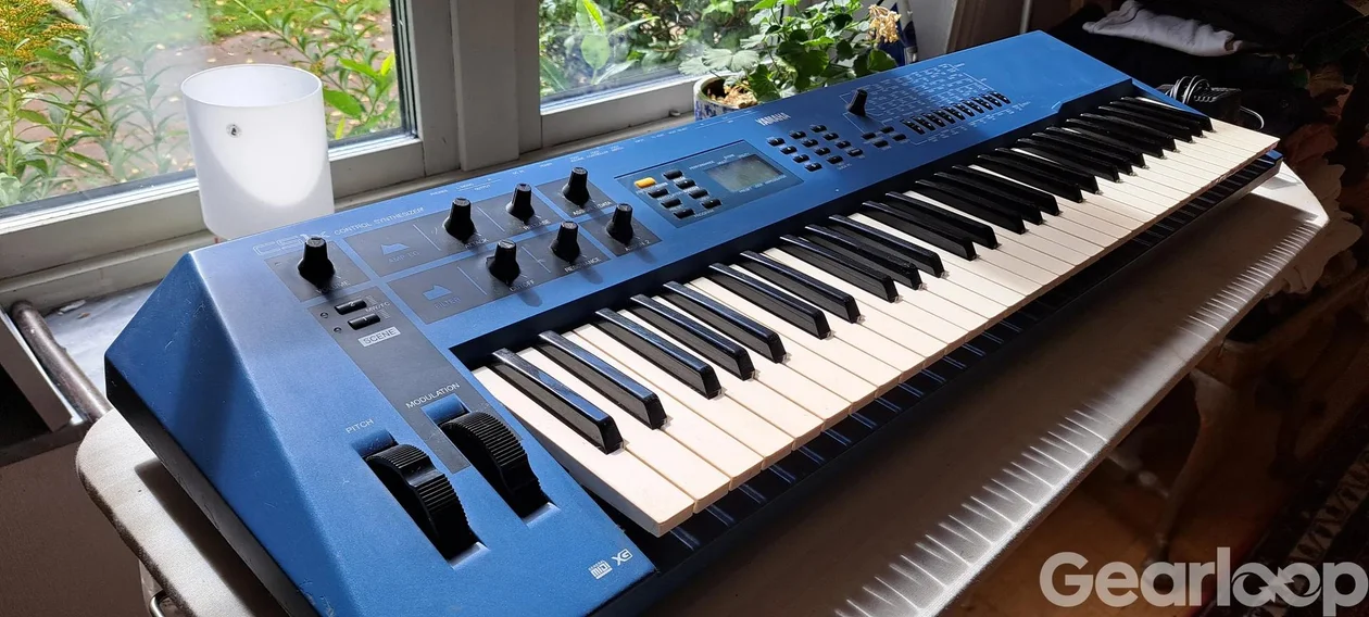 Yamaha CS1X - bild 2